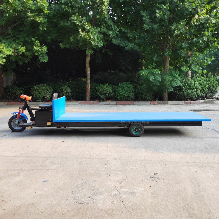 鑫業(yè)可定制低工作面電動(dòng)平板車(chē)深受用戶(hù)歡迎