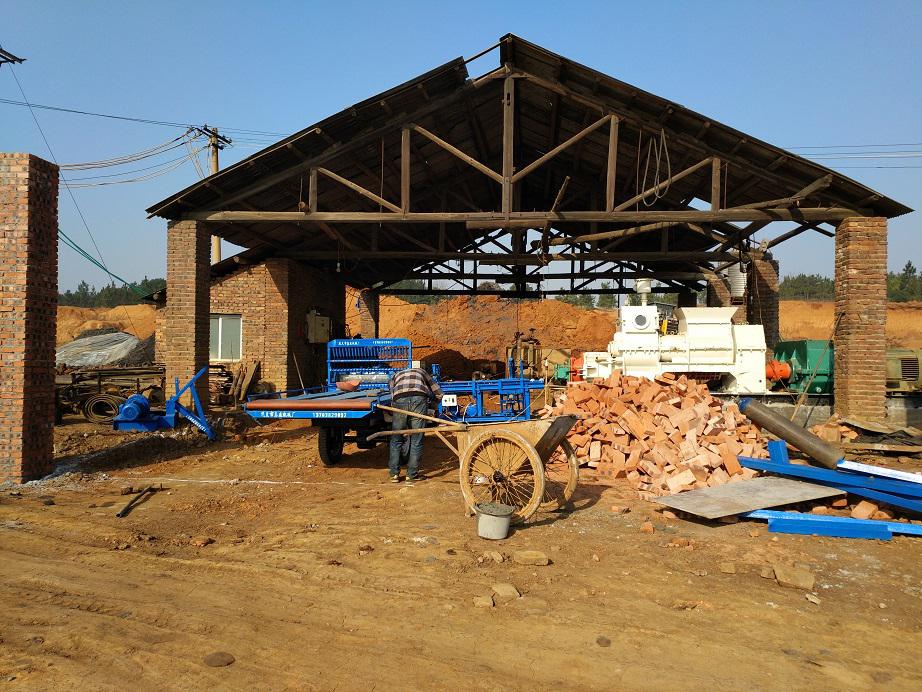 鑫業(yè)機(jī)械運坯車現(xiàn)場